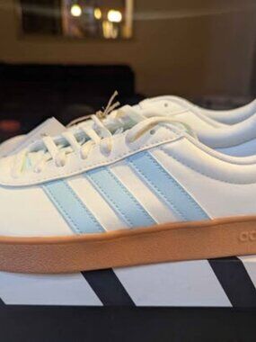 adidas VL Court Base Shoes women's 8.5 - New in Box